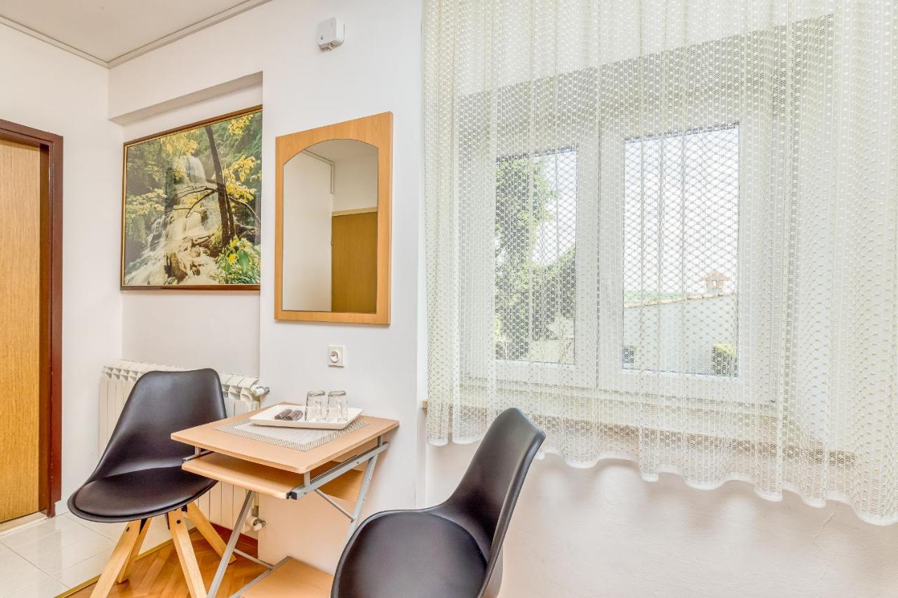 פונטנה Matea Rooms מראה חיצוני תמונה